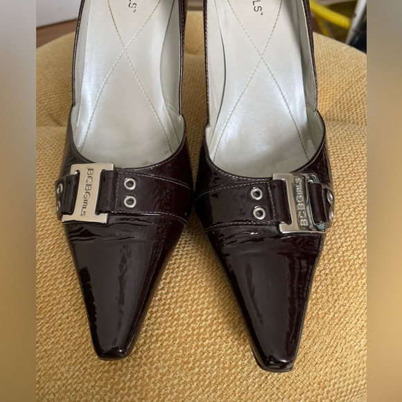 BCBGirls pointy toe heels size 8 - Picture 2 of 4